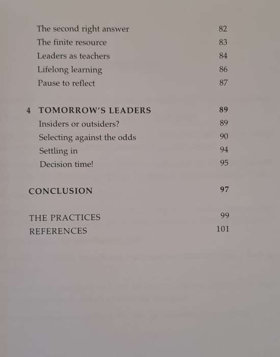 Discovering the essence of leadership - Tony Manning (Paperback)