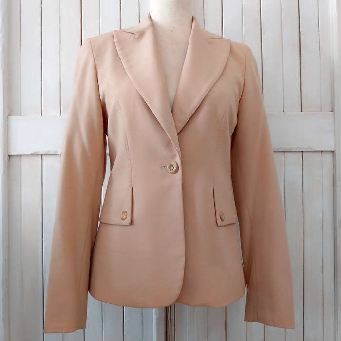 CHARTER CLUB FULLY LINED FITTED BLAZER - BEIGE