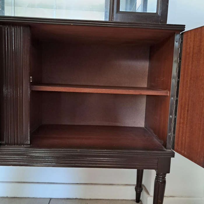 LIQUOR/DRINKS CABINET