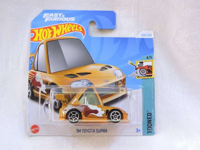 Hot Wheels TOYOTA SUPRA ( Gold )  Tooned