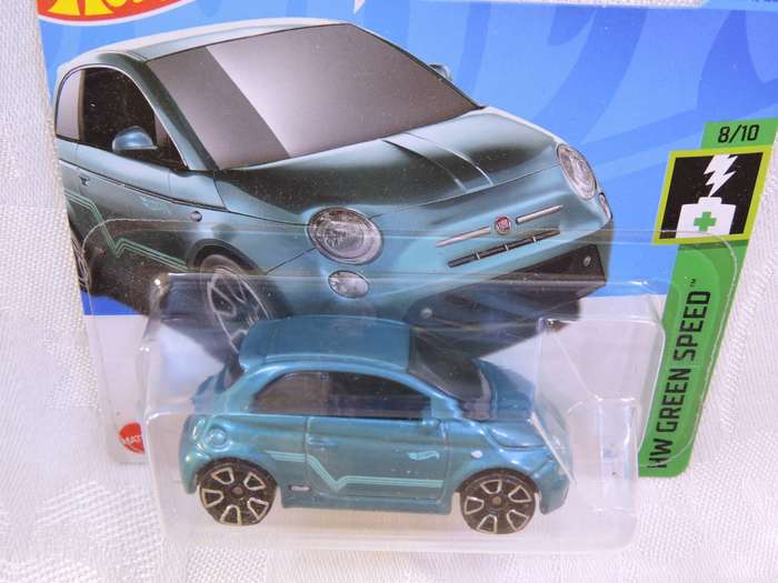 Hot Wheels FIAT 500e  ( Teal Blue/Green )