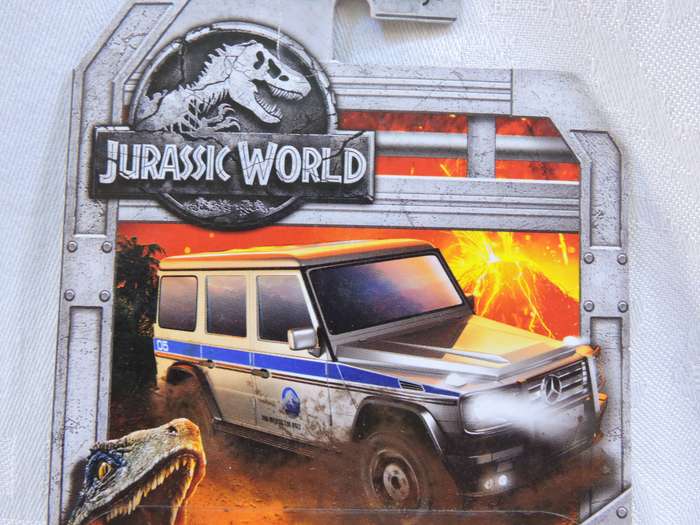 Matchbox MERCEDES BENZ G550  ( Jurassic World Silver ) Long Card  like Hot Wheels