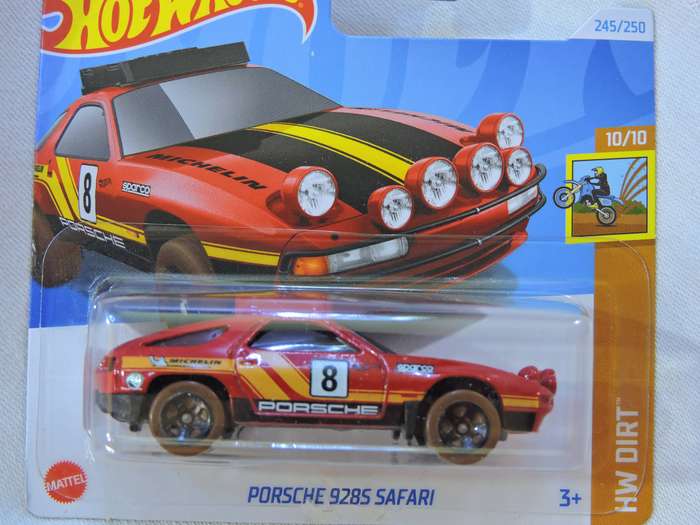Hot Wheels PORSCHE 928 S Safari  ( Red #8 )