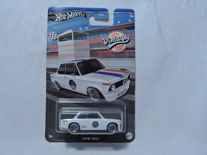 Hot Wheels BMW 2002 ( White #2 ) 3/6 Vintage Racing Club