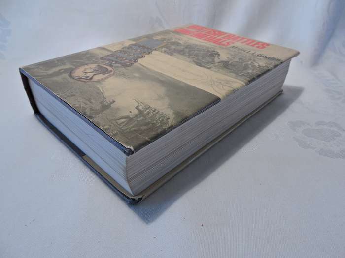 British Battles and Medals book by Major L.L Gordon 5th Edition 1979