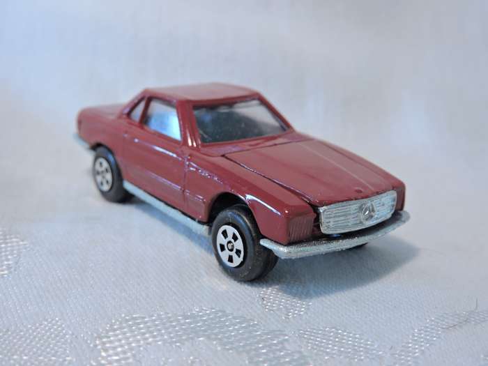 Lintoy MERCEDES BENZ 350SL ( Red ) MINT IN BOX  like Hot Wheels
