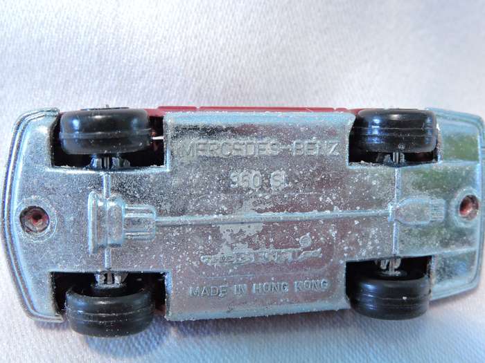Lintoy MERCEDES BENZ 350SL ( Red ) MINT IN BOX  like Hot Wheels