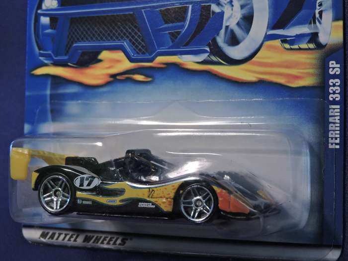 Hot Wheels FERRARI 333 SP ( Black with Yellow flames #17 )