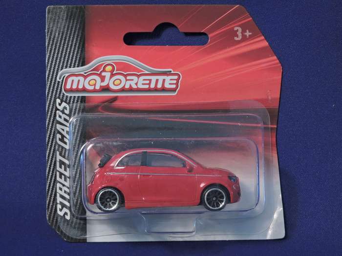 Majorette FIAT 500 Cabriolet ( Red )  Like Hot Wheels