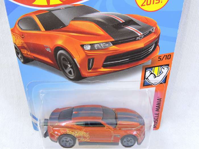Hot Wheels CHEVY CHEVROLET Copo Camaro SS ( Bronze ) Long Card