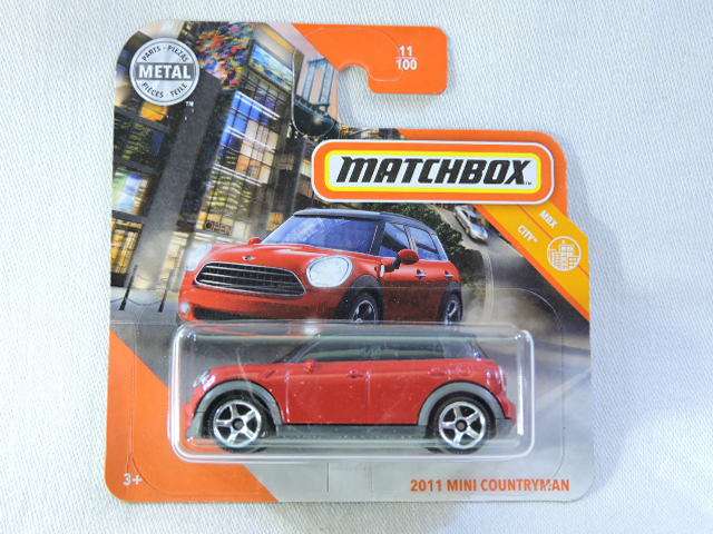 Matchbox MINI COUNTRYMAN ( Red )  Like Hot Wheels