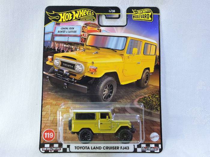Hot Wheels LAND CRUISER FJ43 ( Boulevard ) HW Premium Full metal Rubber tyres