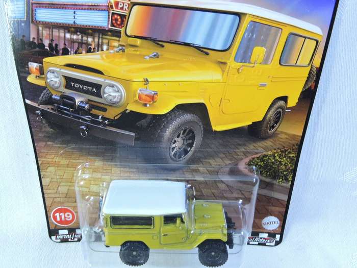 Hot Wheels LAND CRUISER FJ43 ( Boulevard ) HW Premium Full metal Rubber tyres
