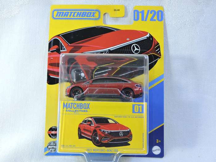 Matchbox MERCEDES BENZ EQS 580 (  Red  MIB ) Like Hot Wheels