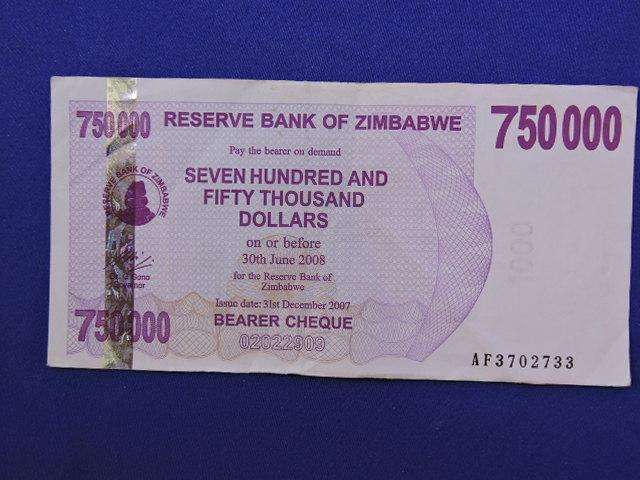ZIMBABWE $750 000  Seven Hundred and Fifty Thousand Dollar Bank note  Bearer Cheque Issued 2007