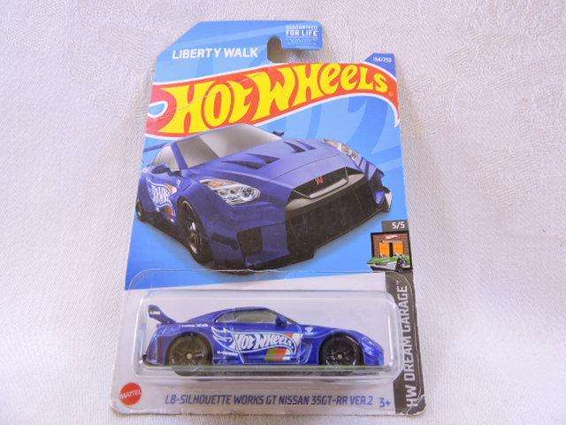 Hot Wheels NISSAN Silhouette Works GT-RR Ver 2  ( Blue ) Long card  Like Datsun
