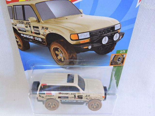 Hot Wheels TOYOTA Land Cruiser 80 ( Beige ) Long card