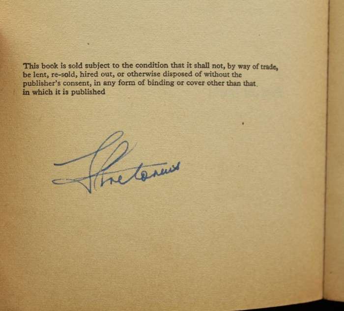 A SHORT HISTORY OF AFRICA (FORMER COPY OF PROF. FRANSJOHAN PRETORIUS)