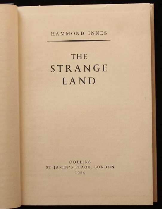 THE STRANGE LAND - HAMMOND INNES (1954)