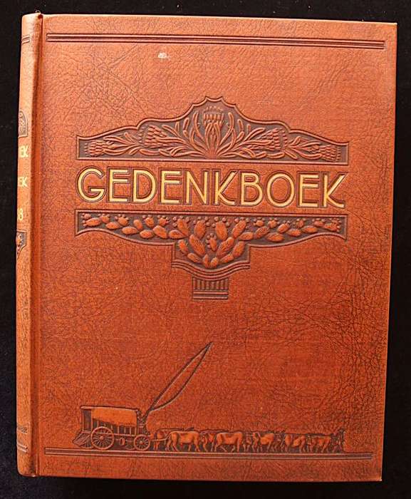 GEDENKBOEK VAN DIE OSSEWATREK 1838-1938 - D. MOSTERT (met oorspronklike glipkassie!)