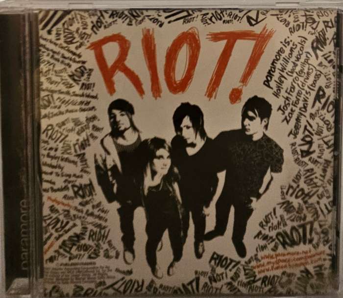 Riot Paramore (3145)