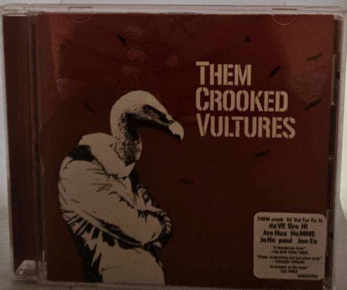 Them Crooked Vultures  (3269)