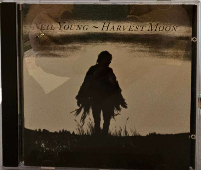 Neil Young Harvest Moon  (2858)