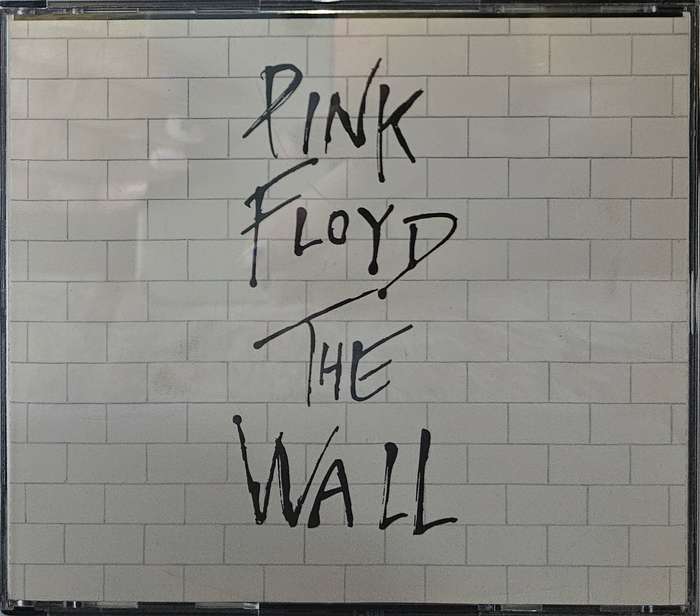 Pink Floyd the Wall  (2077)