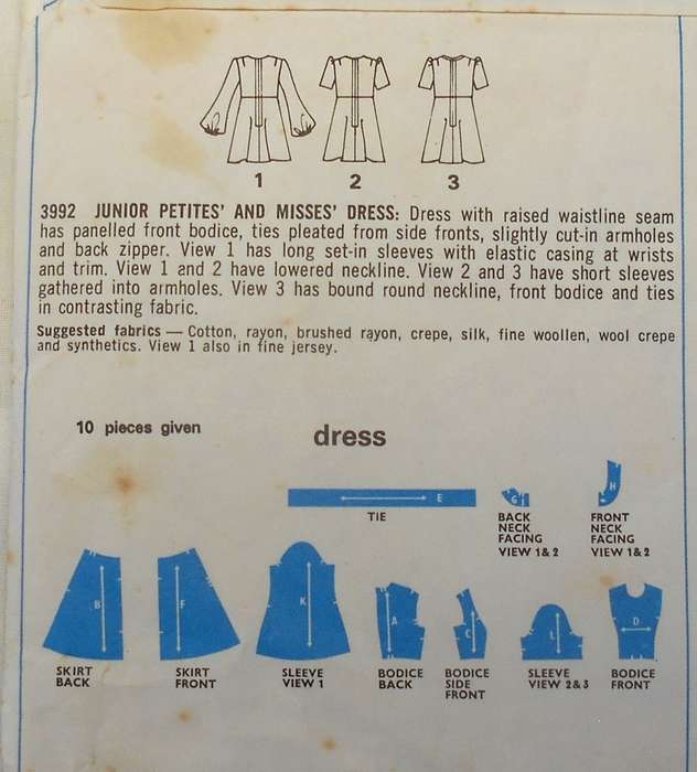 VINTAGE STYLE 3992 DRESS WITH RAISED WAISTLINE SIZE 10 BUST 32 1/2  COMPLETE