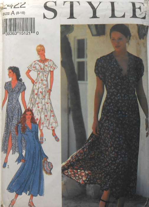 STYLE 2422 FLARED FRONT BUTTON PANELLED DRESS SIZE 8-18 COMPLETE-UNCUT-F/FOLDED