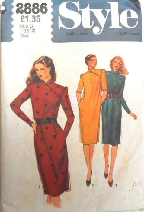 STYLE 2886 DRESS WITH STAND COLLAR SIZE 10-12 COMPLETE-UNCUT-F/FOLDED