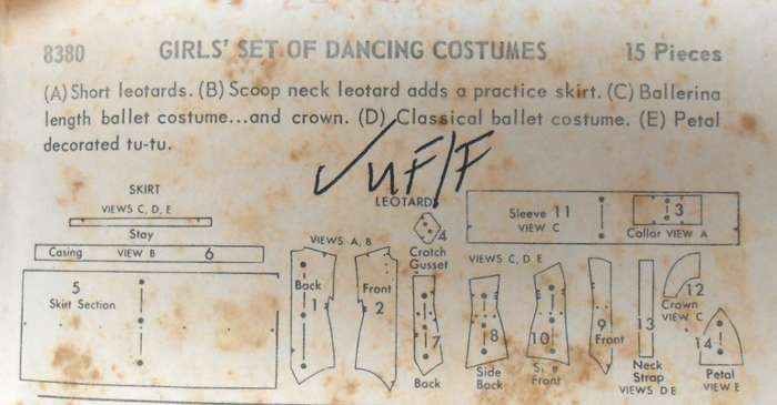 VINTAGE BUTTERICK 8380 GIRLS SET OF DANCING COSTUMES SIZE 6 YEARS BREAST 24 COMPLETE-UNCUT-F/FOLDED