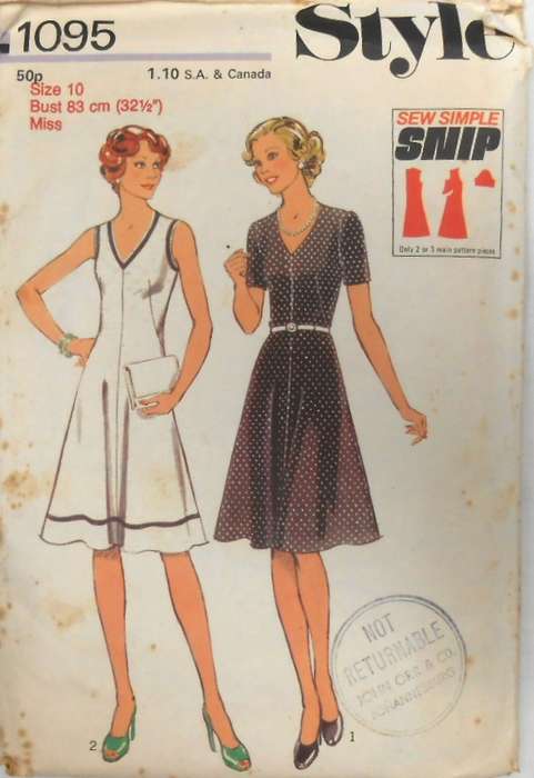 VINTAGE STYLE 1095 DRESS WITH V NECK & CENTRE SEAM SIZE 10 BUST 83 CM COMPLETE