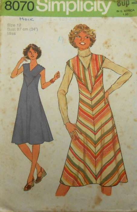 SIMPLICITY 8070 BIAS DRESS OR PINAFORE SIZE 12 BUST 87 CM -COMPLETE
