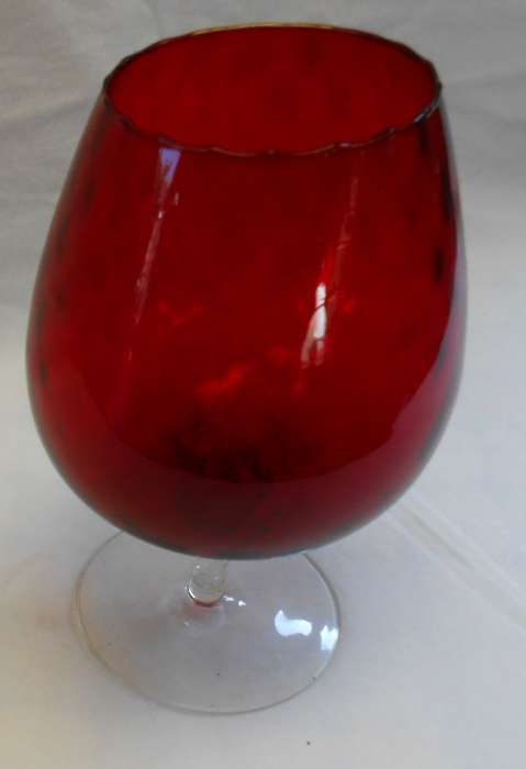 Mid Century Vintage 24.5 cm Italian twisted clear glass Footed Wine-Red Goblet or Vase
