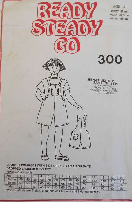 READY-STEADY-GO PATTERN300 LOOSE DUNGAREES +SIDE OPENING & HIGH BACK-T SHIRT AGE 2 YEAR CHEST 51 CM