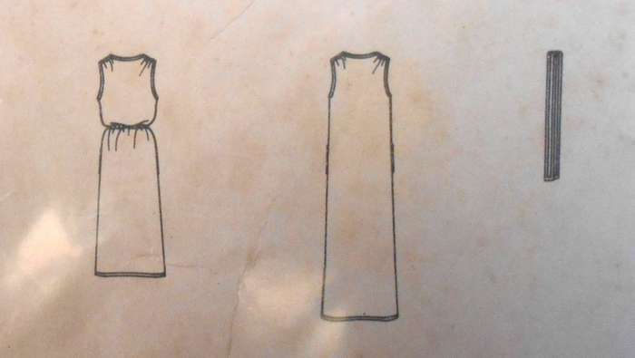 VOGUE 7354 VERY LOOSE V NECK DRESS WITH BELT SIZE 8 COMPLETE ZIPLOC