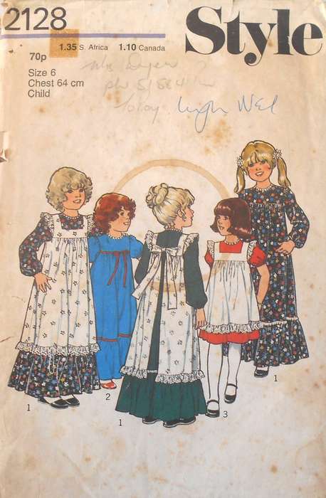 VINTAGE STYLE 2128 GIRLS DRESS & APRON SIZE 6 YEARS CHEST 64 CM SEE LISTING