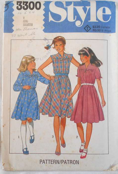 STYLE 3300 GIRLS PULLOVER DRESS SIZE 12 YEARS COMPLETE-UNCUT-F/FOLDED