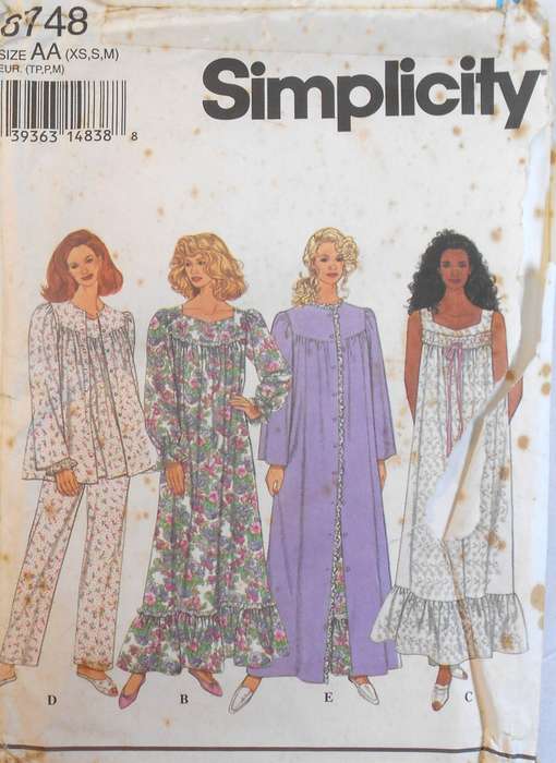 SIMPLICITY 8748 ROBE IN 2 LENGTHS-NIGHTGOWN-PJS SIZE XS-S-M (6-16) COMPLETE-UNCUT-F/FOLDED
