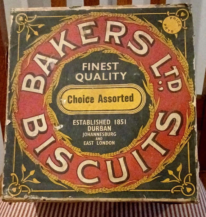 Bakers Biscuit Tin (circa 1910)