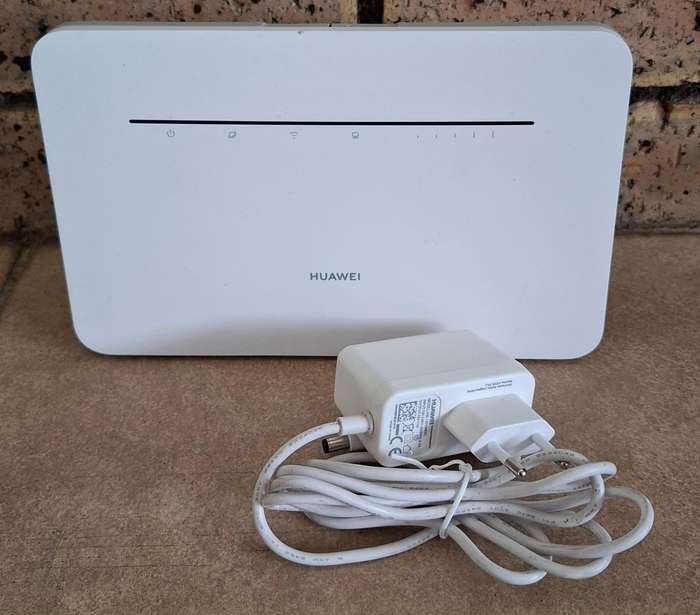 Huawei B535-932 (For Fixed LTE) High-Speed LTE Router With Wan Port and Sim Card Slot