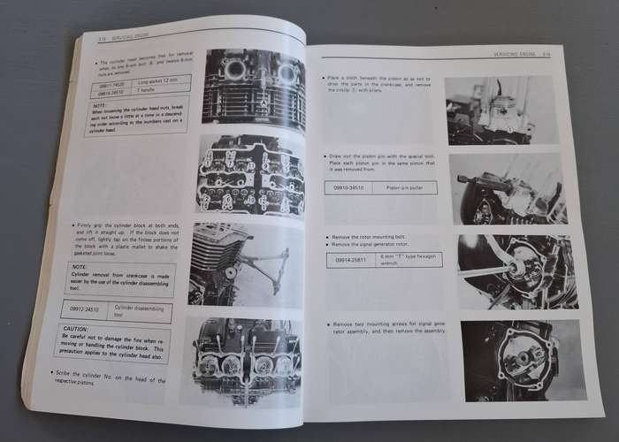 Suzuki GSX 550 Motorbike Service Manual