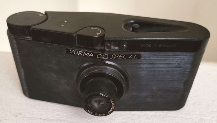 Vintage Bakelite Purma Special Camera