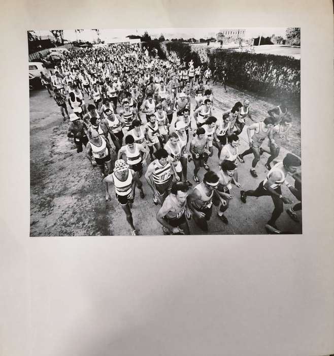 Vintage marathon photographer (1970s)