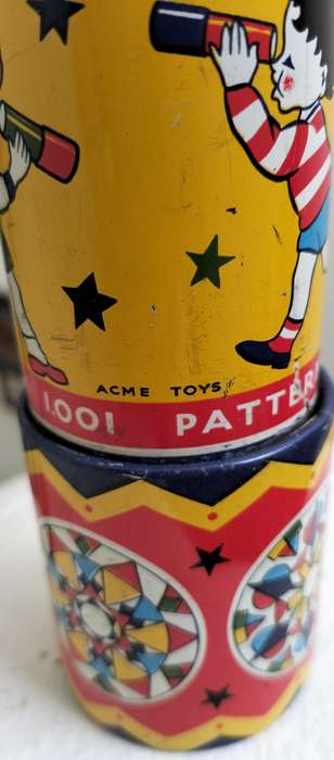 Vintage kaleidoscope by ACME toys (tin toy - 1960s)