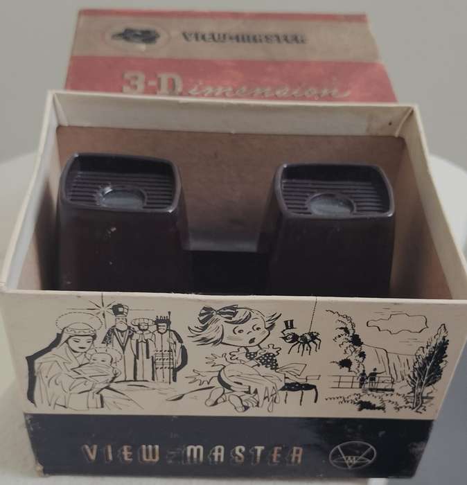Vintage boxed bakelite View-Master