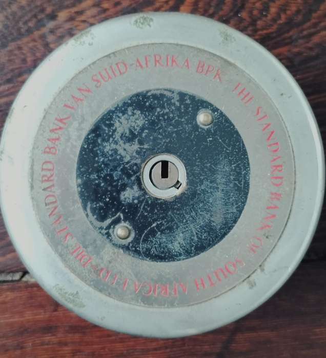 Vintage Standard Bank Savings box / piggy bank (Pre 1961)