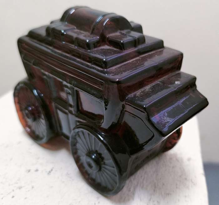 Vintage Avon aftershave bottle - Stage coach (empty)