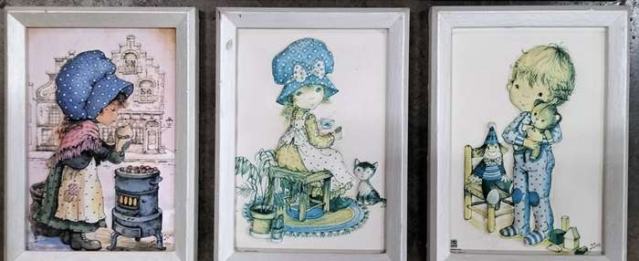 Nine framed embossed pictures - For the girls room (14,5 x 10,5cm)